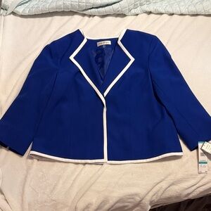 Evan Picone Royal Blue Blazer with White Trim